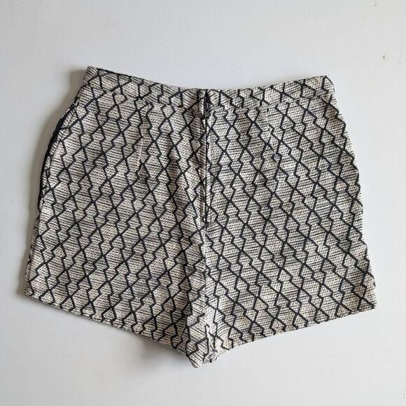 Lucca Couture high waisted shorts (S) - Picture 4 of 4
